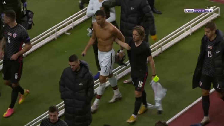 频繁高位持 频繁高位持